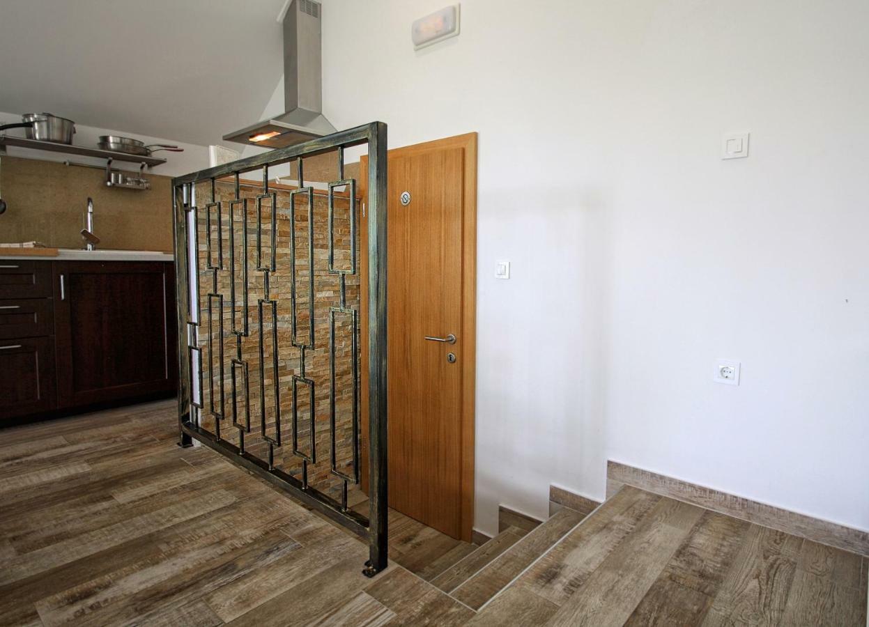 Lagom Apartments Dreznik Grad Exterior photo