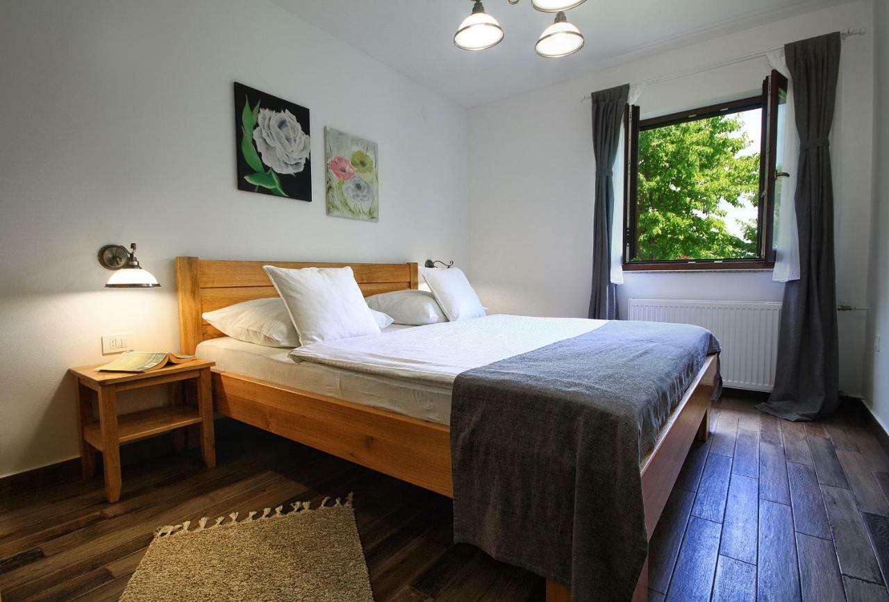 Lagom Apartments Dreznik Grad Exterior photo
